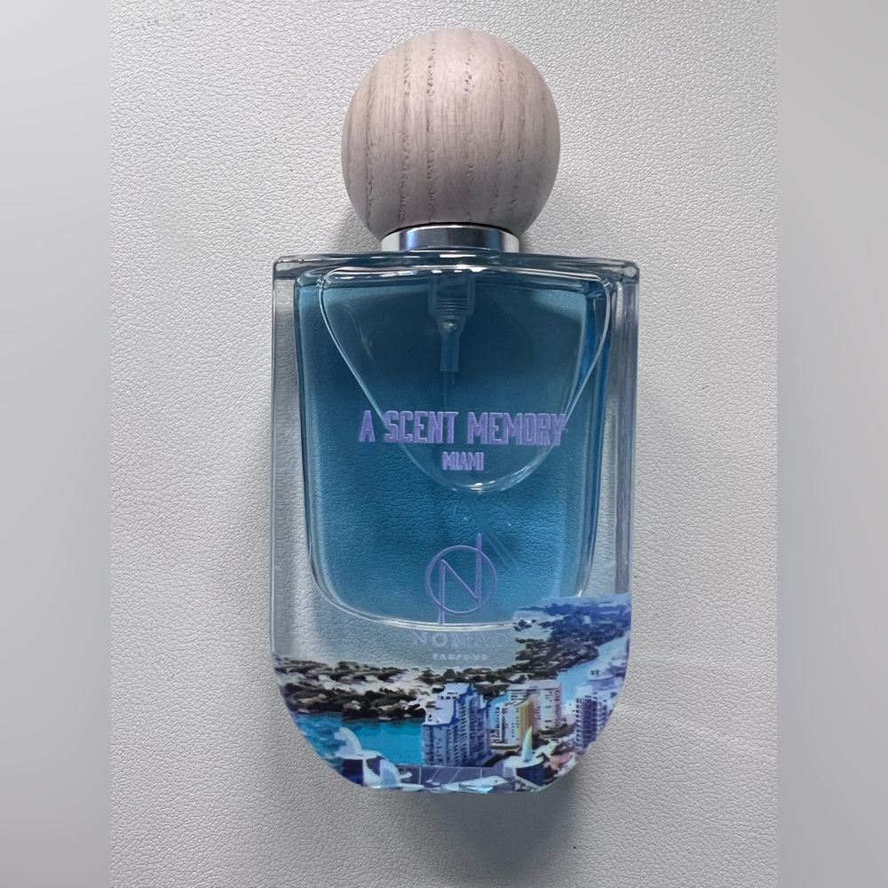 The Dua brand Nomad Profumo- Miami fragrance